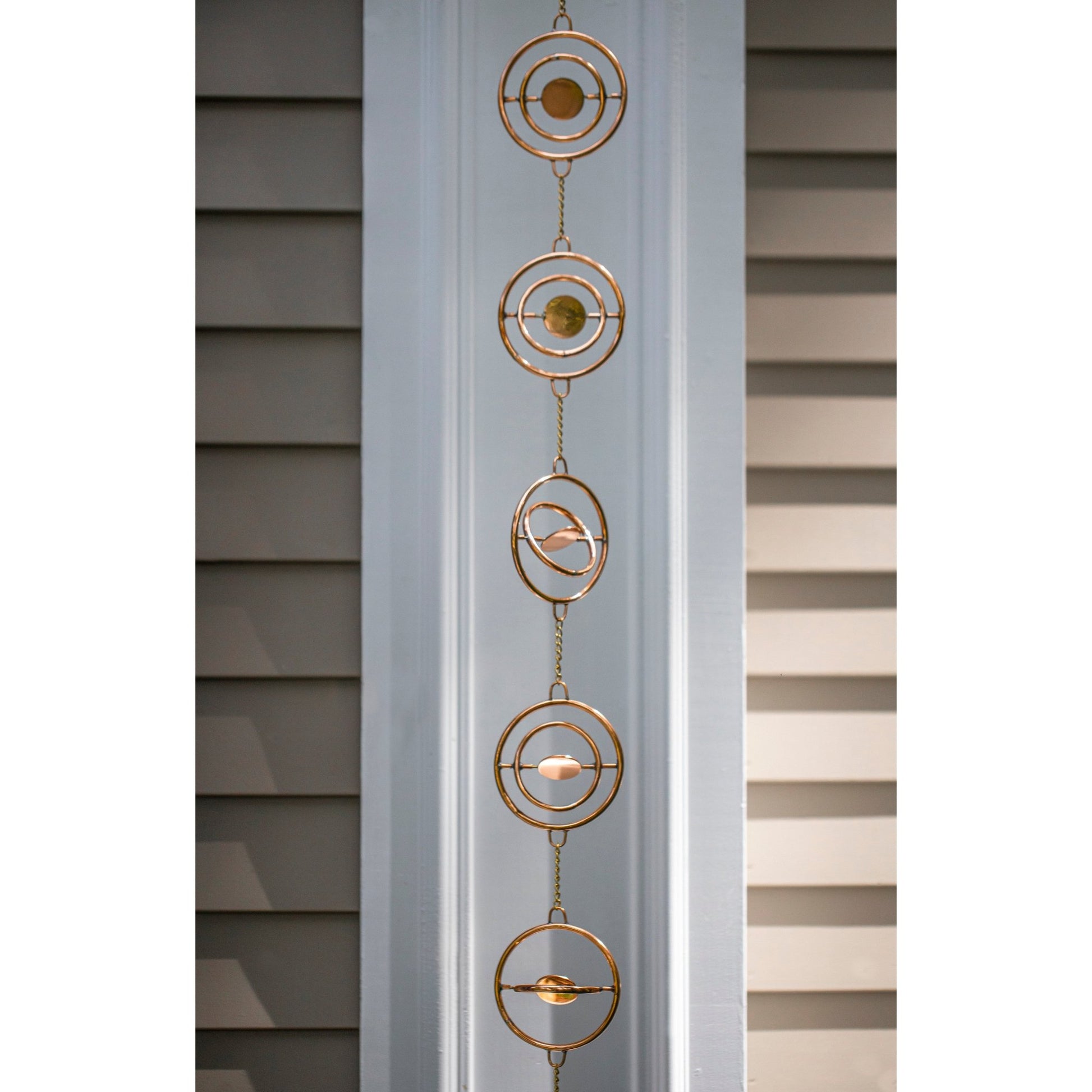 Stellar Rain Chain - 8.5 ft., with 13 Large Figures - Good Directions